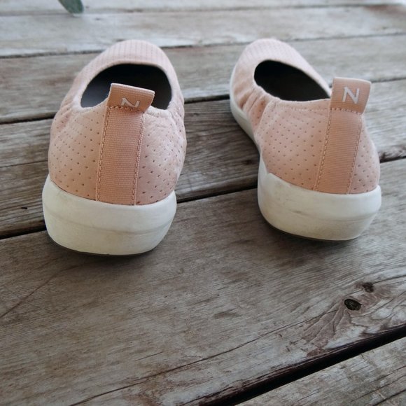 Naturalizer Philippa Perforated Leather Pink Slide on Shoes/ Flats / Sneaker 9M - Picture 4 of 9